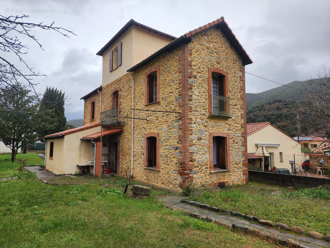 Maison à ARLES-SUR-TECH