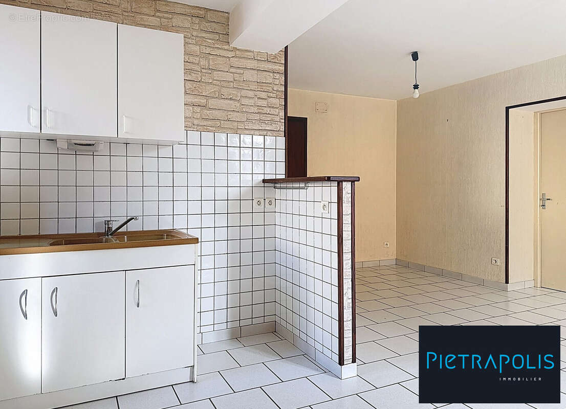 Appartement à PLOMBIERES-LES-DIJON