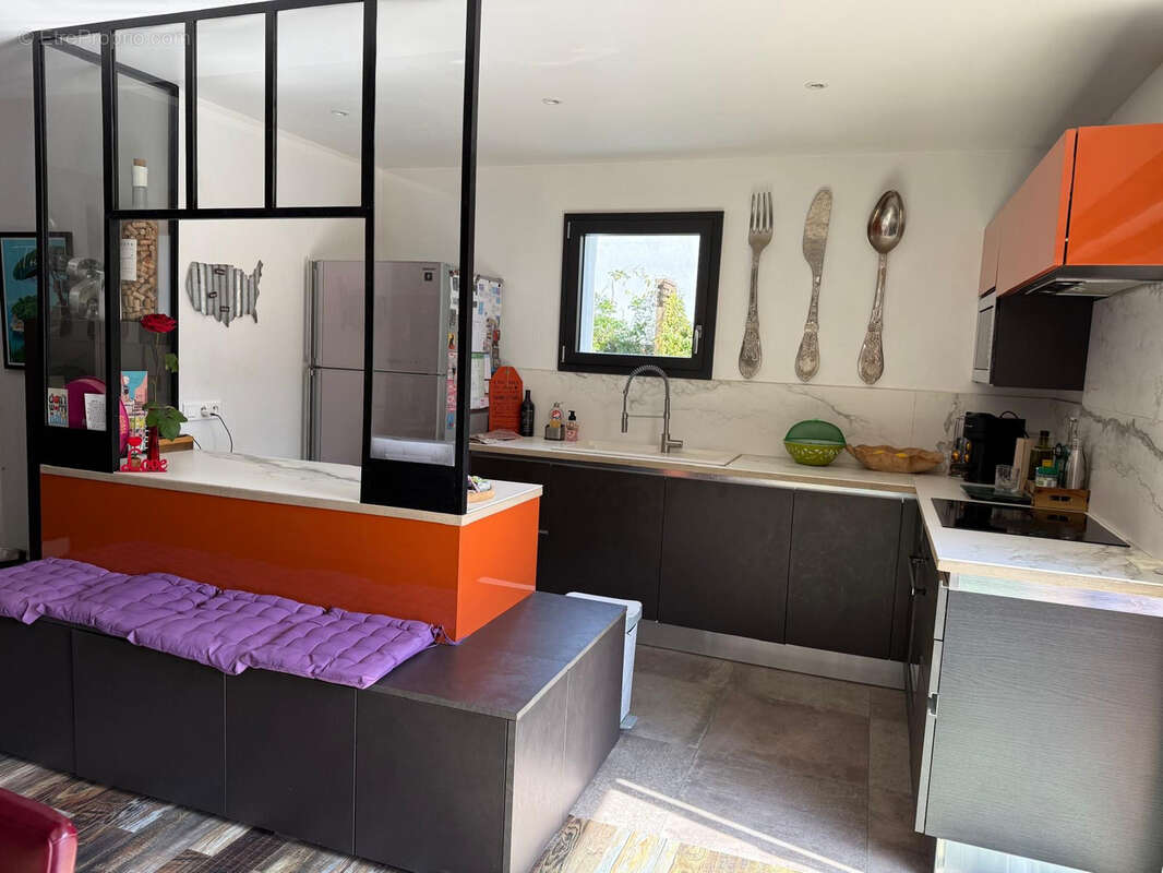 Maison à LA VALETTE-DU-VAR