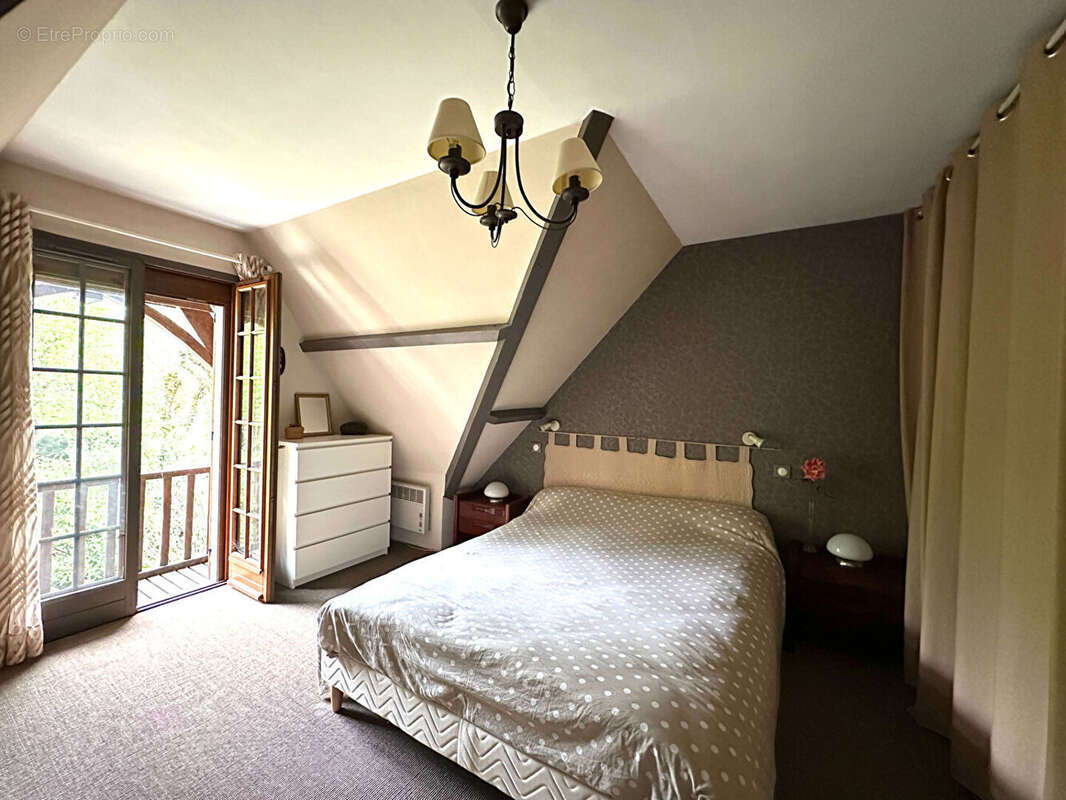 Maison à MILLY-LA-FORET