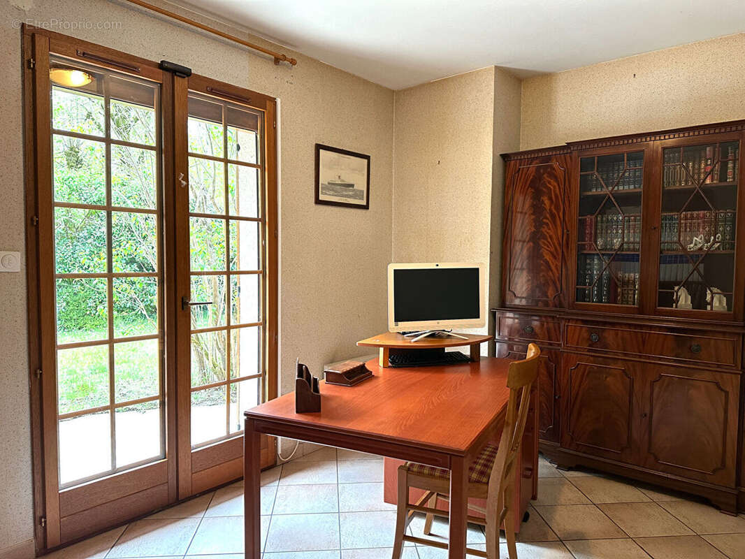 Maison à MILLY-LA-FORET