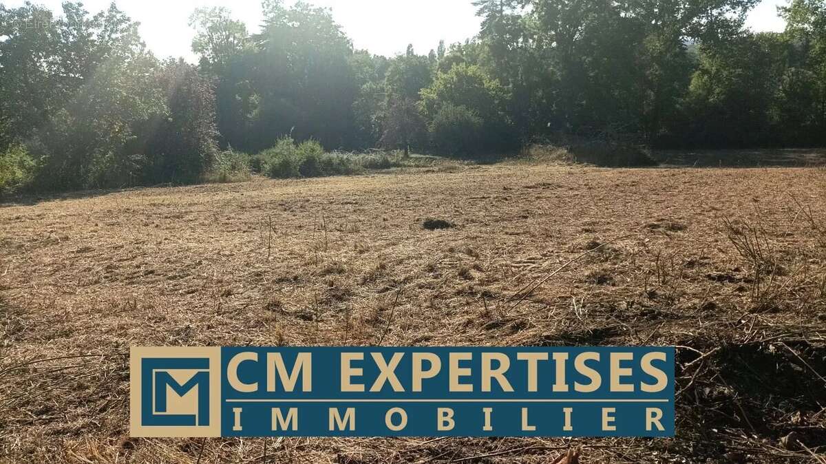 Terrain à RAZAC-SUR-L&#039;ISLE