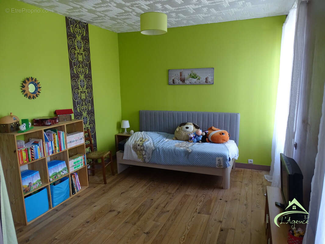 Maison à SAINT-JUNIEN