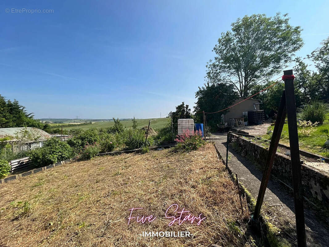 Maison à NORROY-LE-SEC