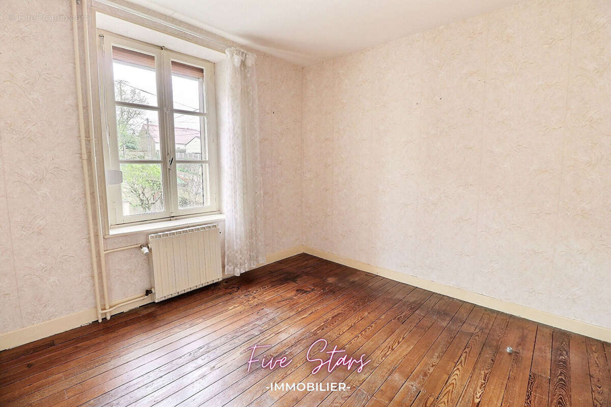 Maison à NORROY-LE-SEC