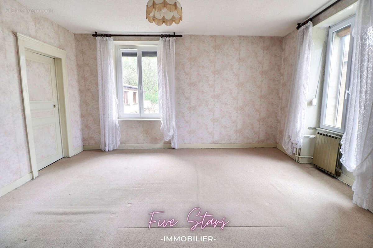 Maison à NORROY-LE-SEC