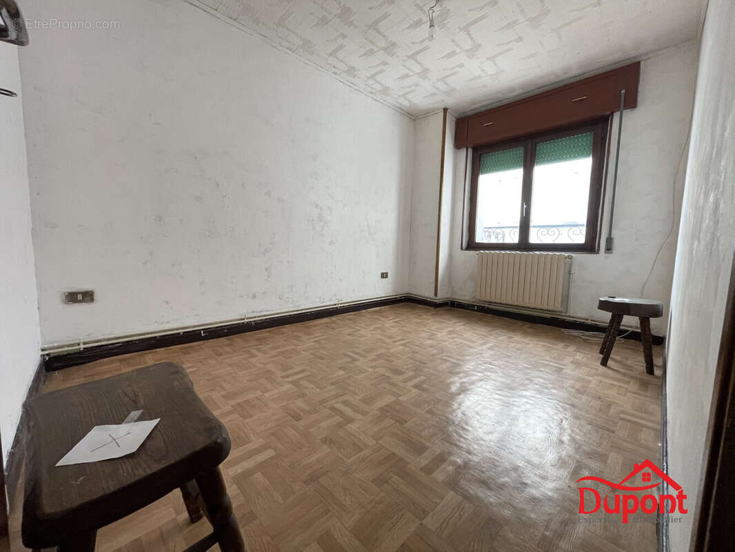 Maison à SAINT-QUENTIN