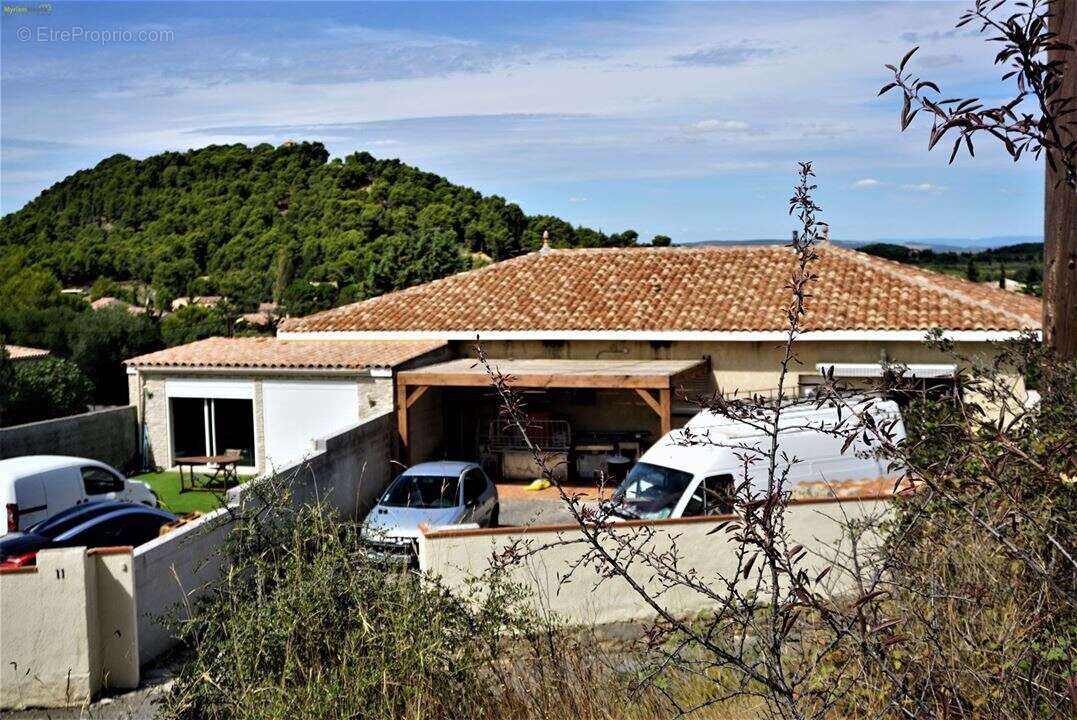 Appartement à ROQUEFORT-DES-CORBIERES