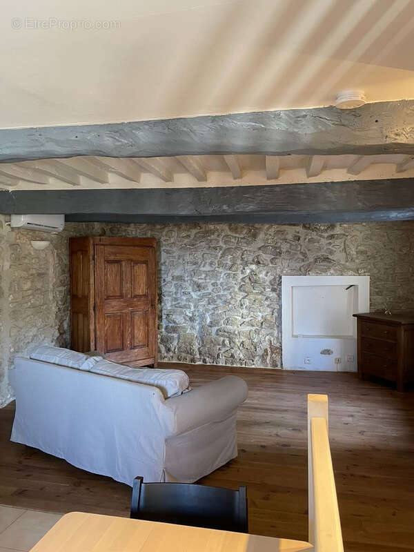 Maison à VAISON-LA-ROMAINE