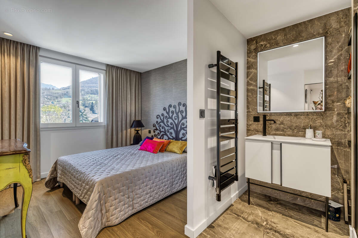 Appartement à ANNECY-LE-VIEUX