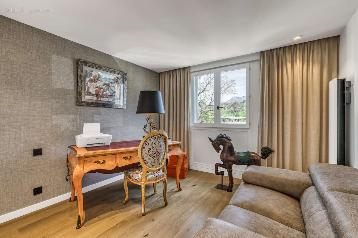 Appartement à ANNECY-LE-VIEUX