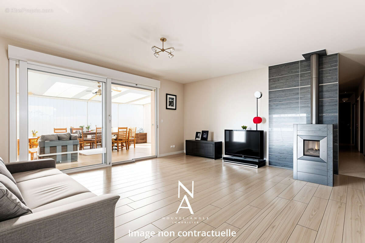 Maison à VAROIS-ET-CHAIGNOT