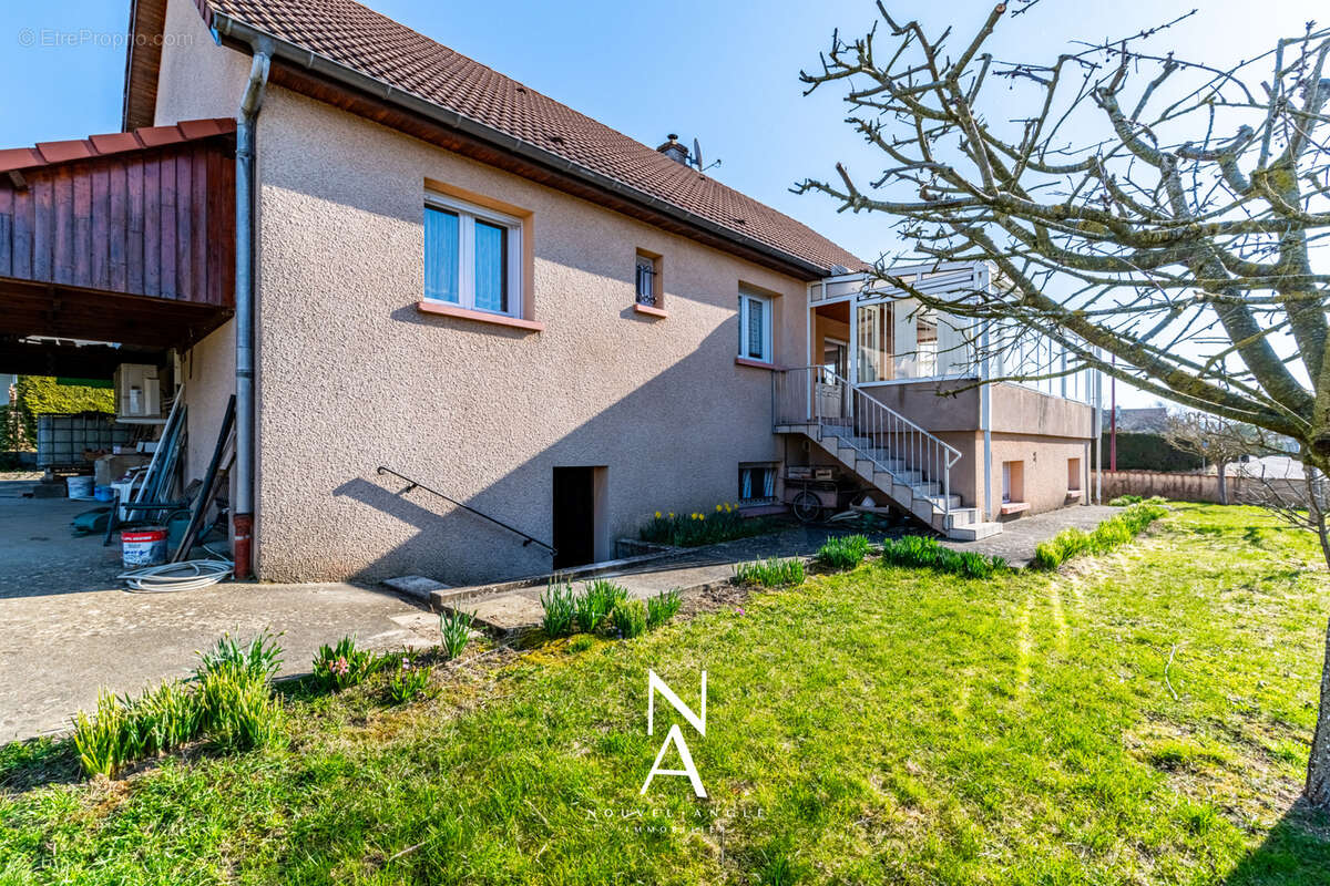 Maison à VAROIS-ET-CHAIGNOT