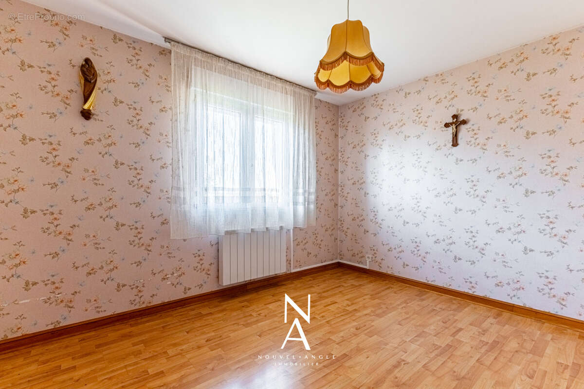 Maison à VAROIS-ET-CHAIGNOT