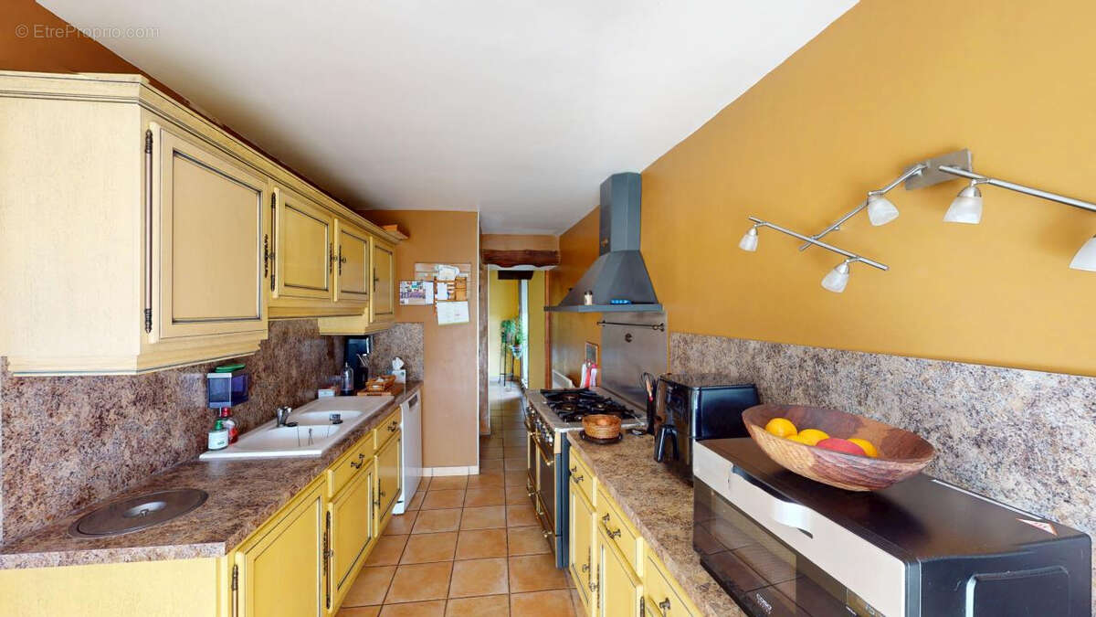 Maison à BOUVESSE-QUIRIEU