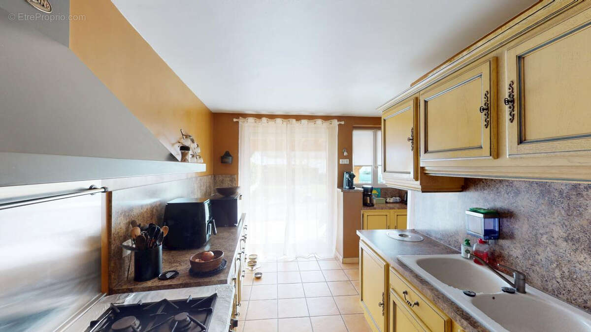 Maison à BOUVESSE-QUIRIEU