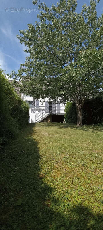 Maison à TREMBLAY-EN-FRANCE
