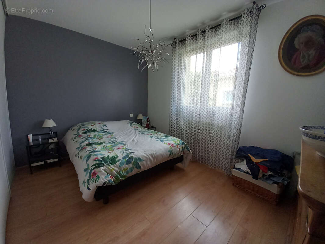 Maison à MONDONVILLE