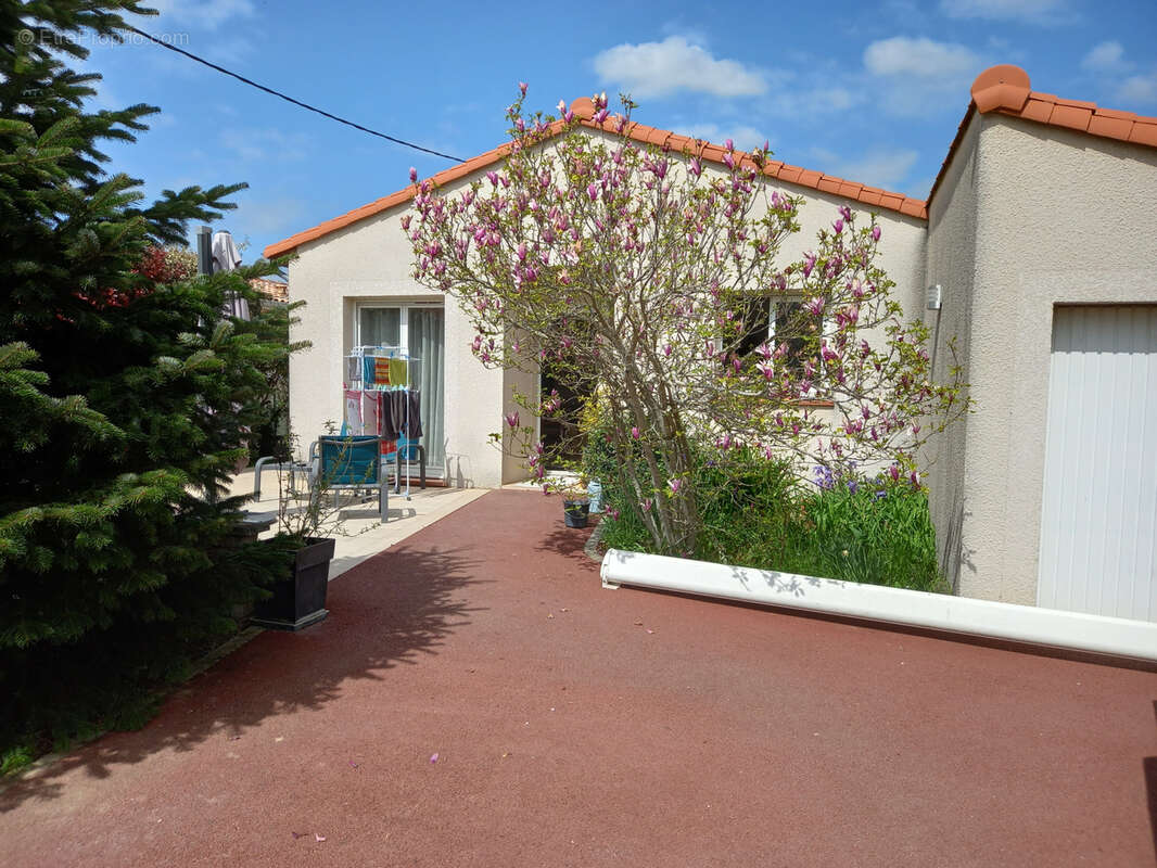 Maison à MONDONVILLE