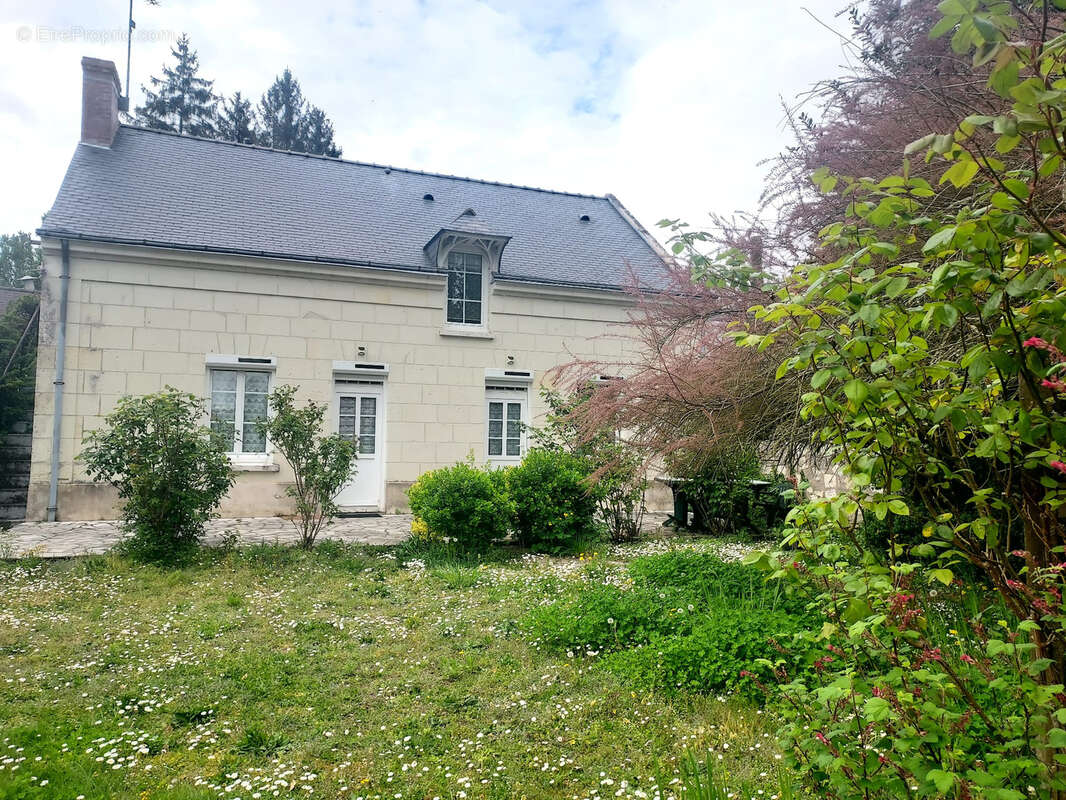 Maison à LA CHAPELLE-SUR-LOIRE