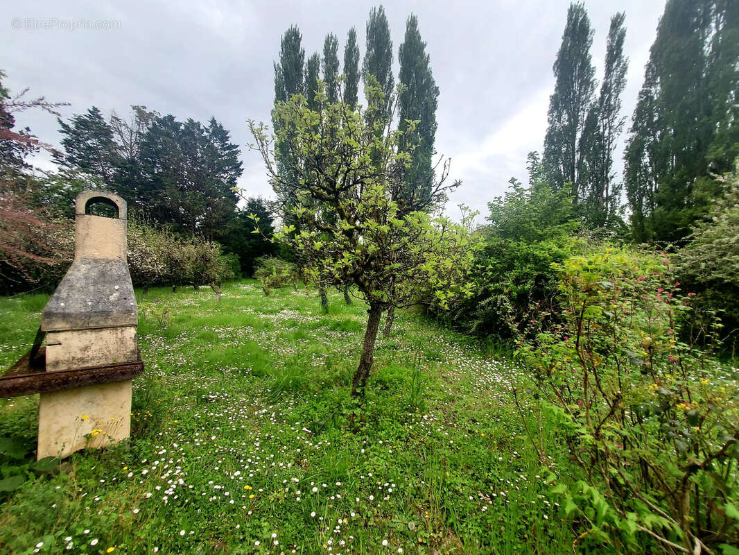 Maison à LA CHAPELLE-SUR-LOIRE