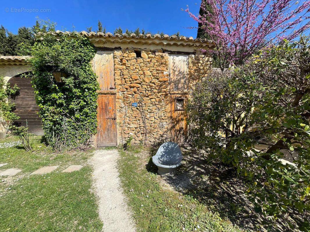 Maison à PIOLENC