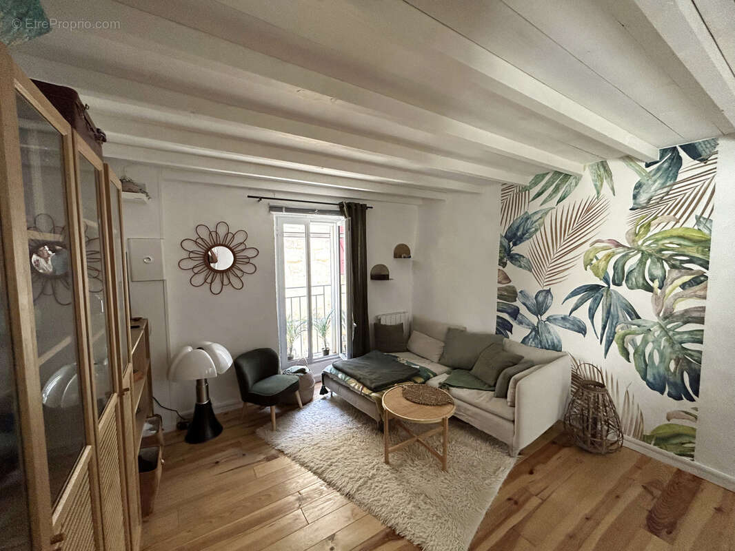 Maison à SAINT-QUENTIN-LA-POTERIE