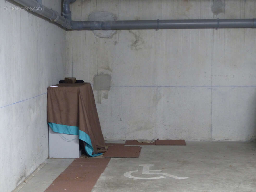 Parking à FOUESNANT