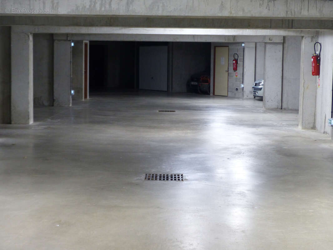 Parking à FOUESNANT