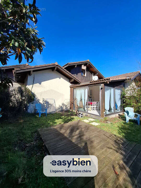 Maison à VIELLE-SAINT-GIRONS