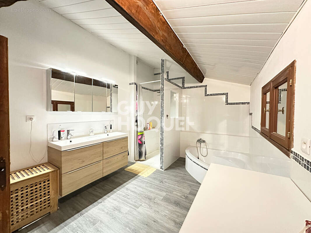 Maison à LESPARRE-MEDOC