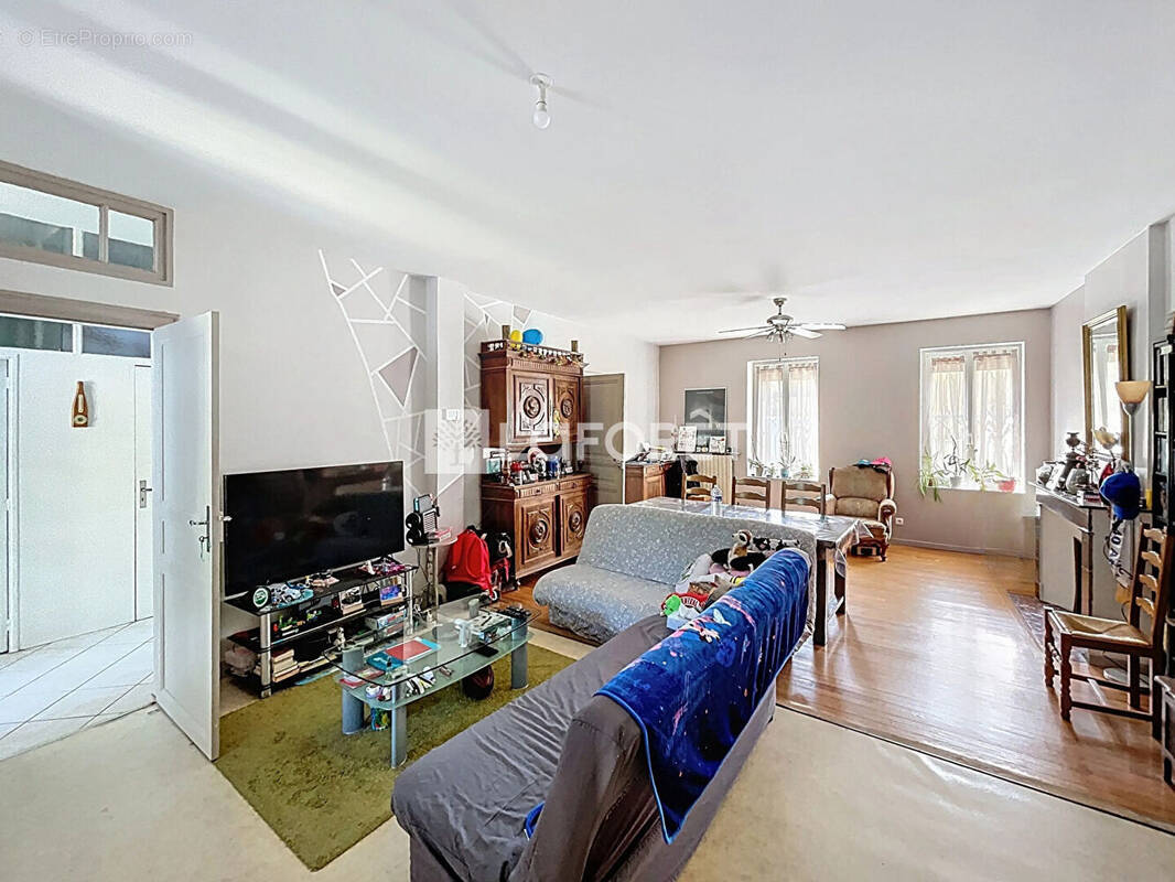 Maison à CASTELSARRASIN