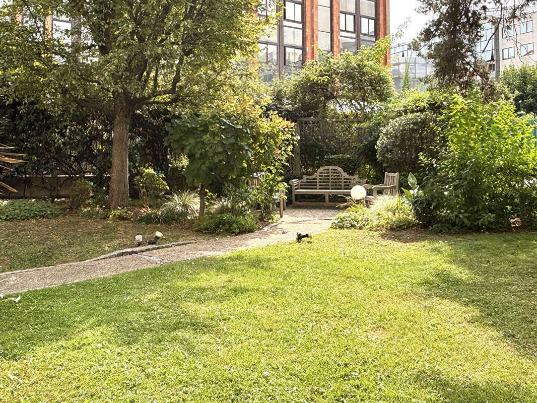 Appartement à LEVALLOIS-PERRET