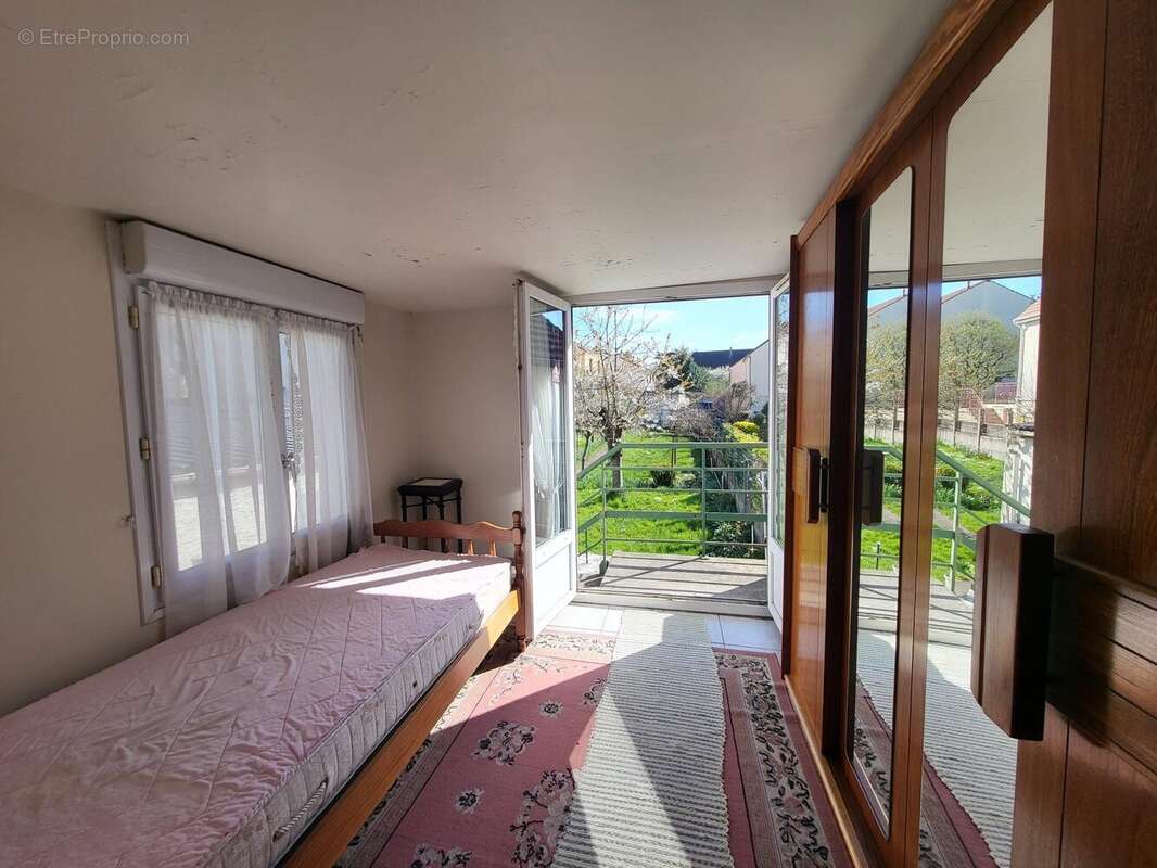 Maison à CHAMPIGNY-SUR-MARNE