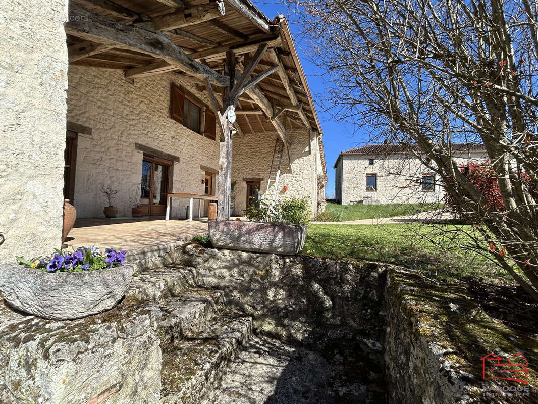 Maison à HAUTEFAGE-LA-TOUR