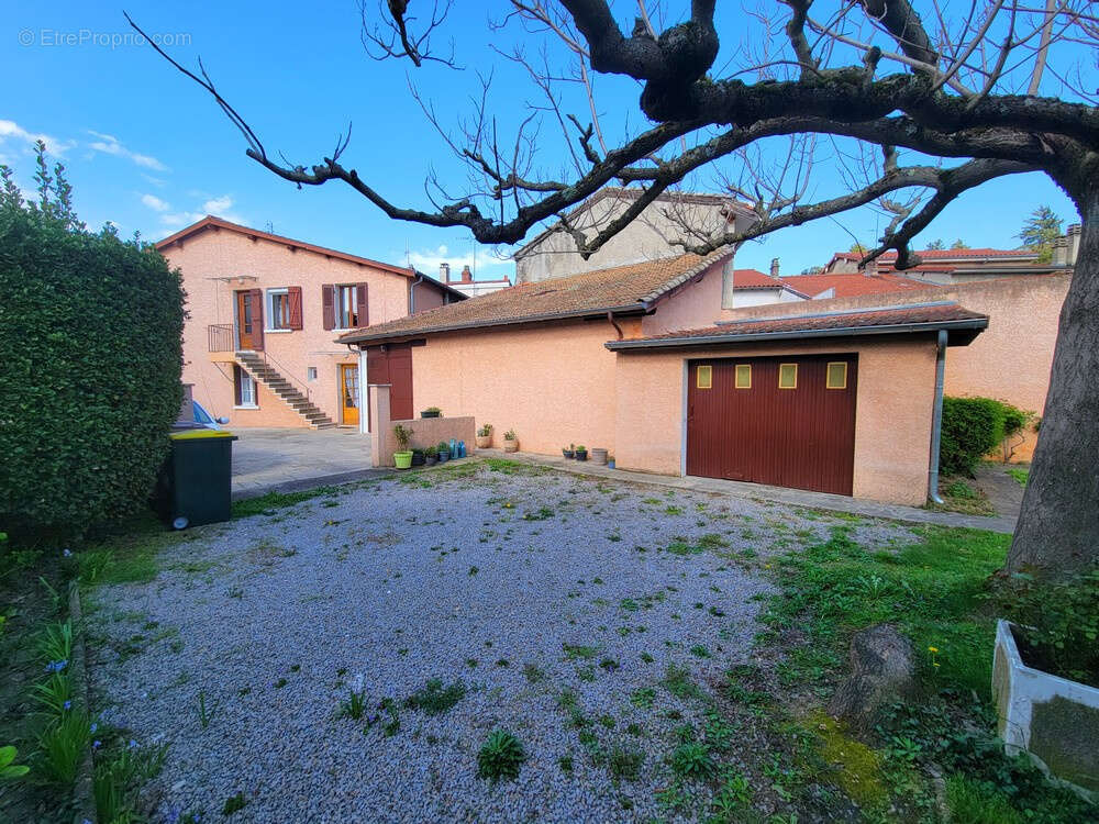 Maison à LE PEAGE-DE-ROUSSILLON