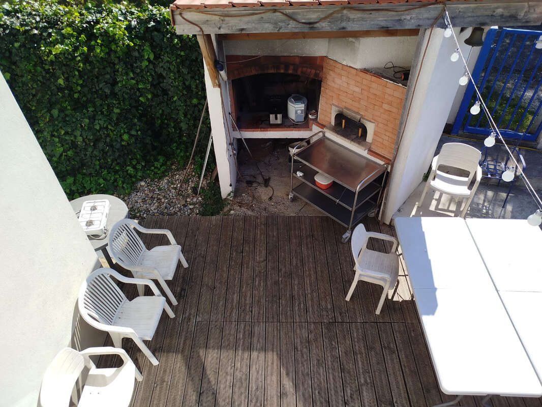 Maison à BEAUMONT-MONTEUX