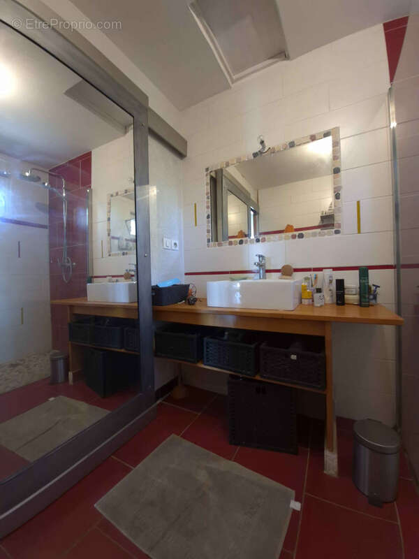 Maison à BEAUMONT-MONTEUX