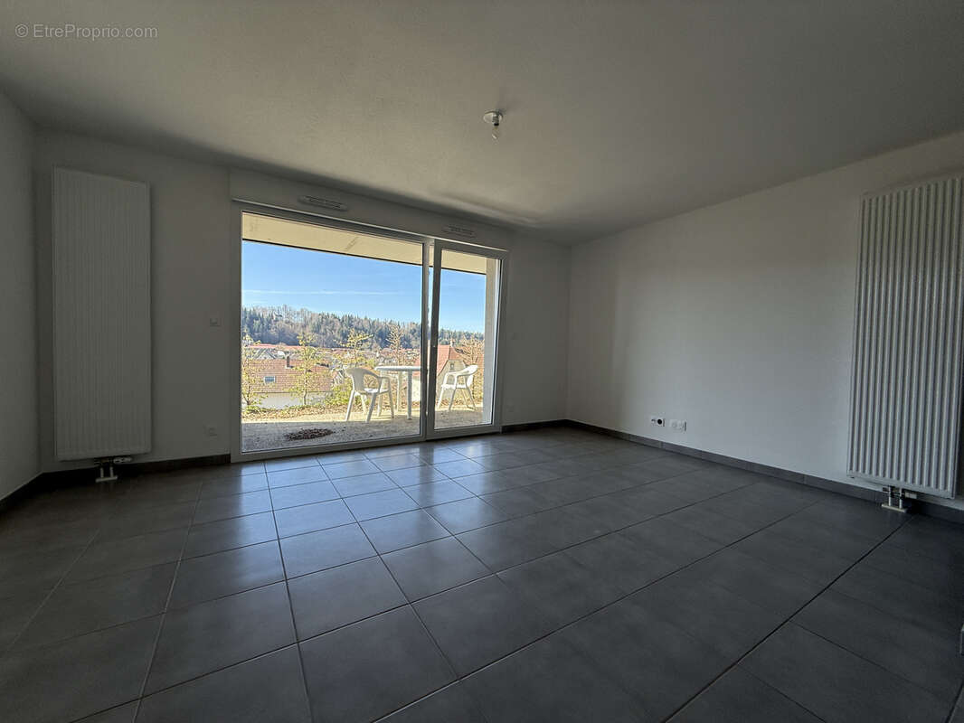 Appartement à MAICHE