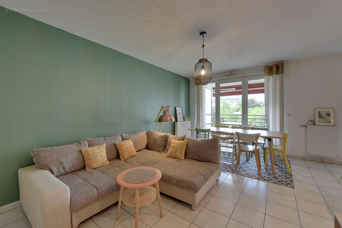 Appartement à ECHIROLLES