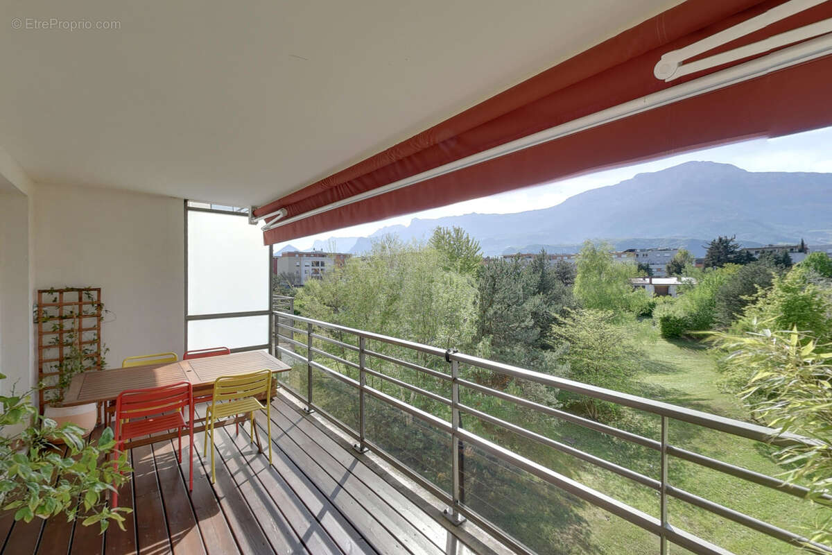 Appartement à ECHIROLLES