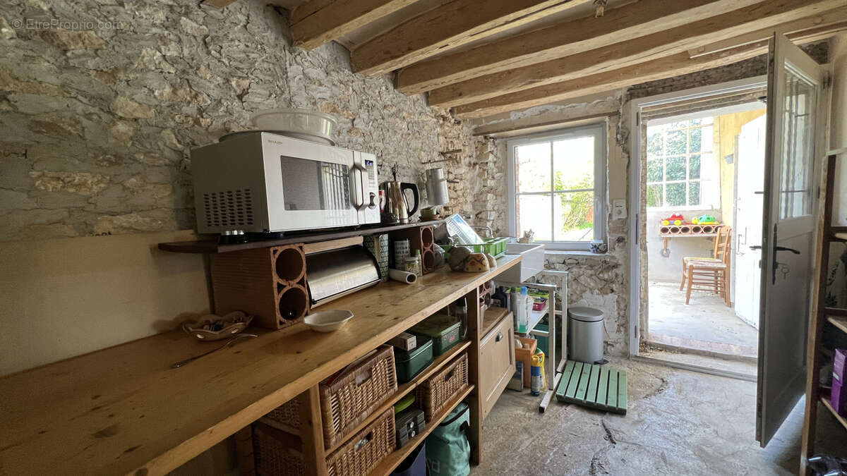 Maison à MONTEREAU-FAULT-YONNE