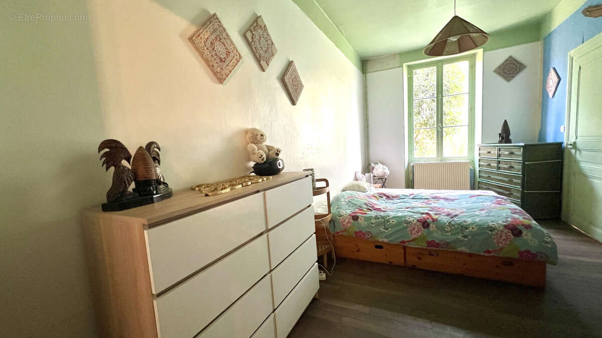 Maison à MONTEREAU-FAULT-YONNE