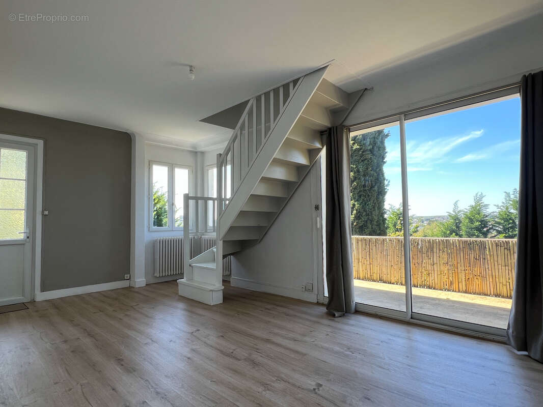 Maison à CHATELLERAULT