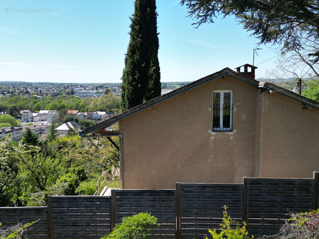 Maison à CHATELLERAULT