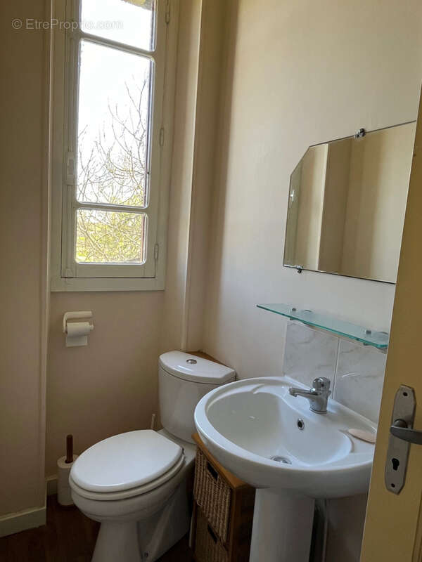 Maison à COUSSAC-BONNEVAL