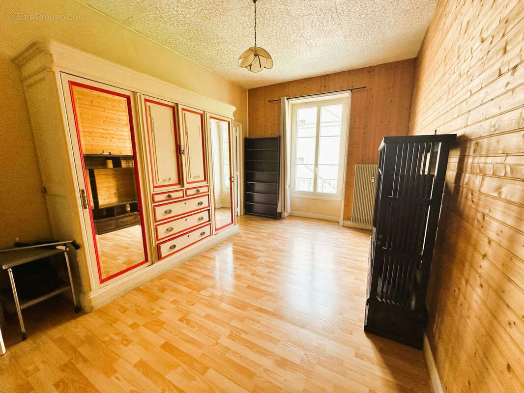 Appartement à VICHY