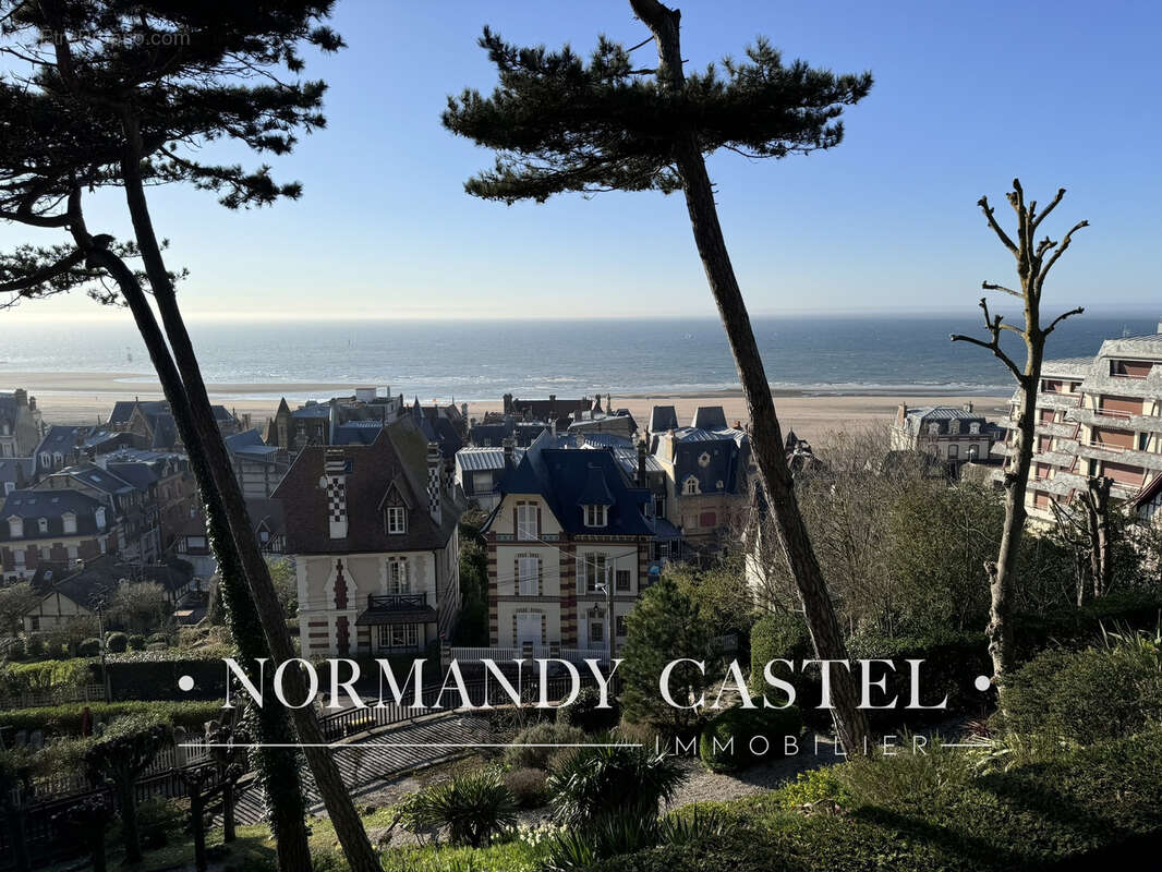 Appartement à TROUVILLE-SUR-MER