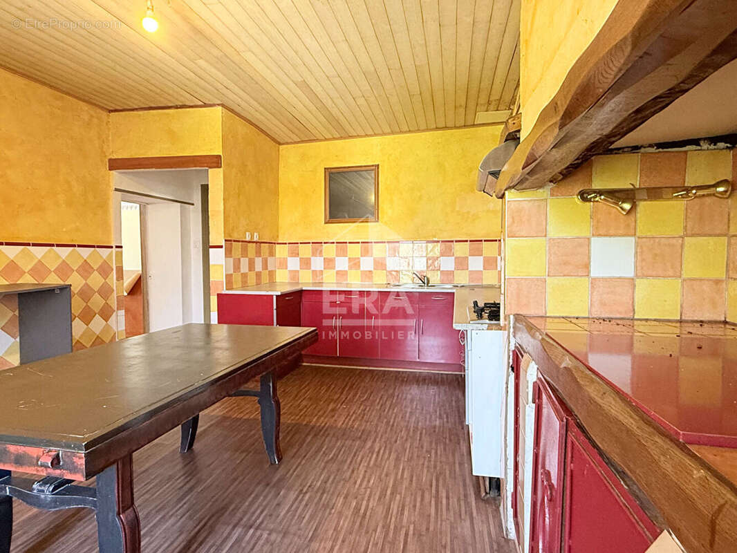 Maison à MONTESQUIEU