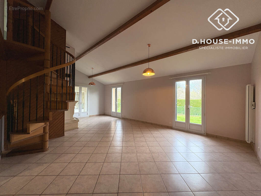 Maison à SAINT-ESTEPHE